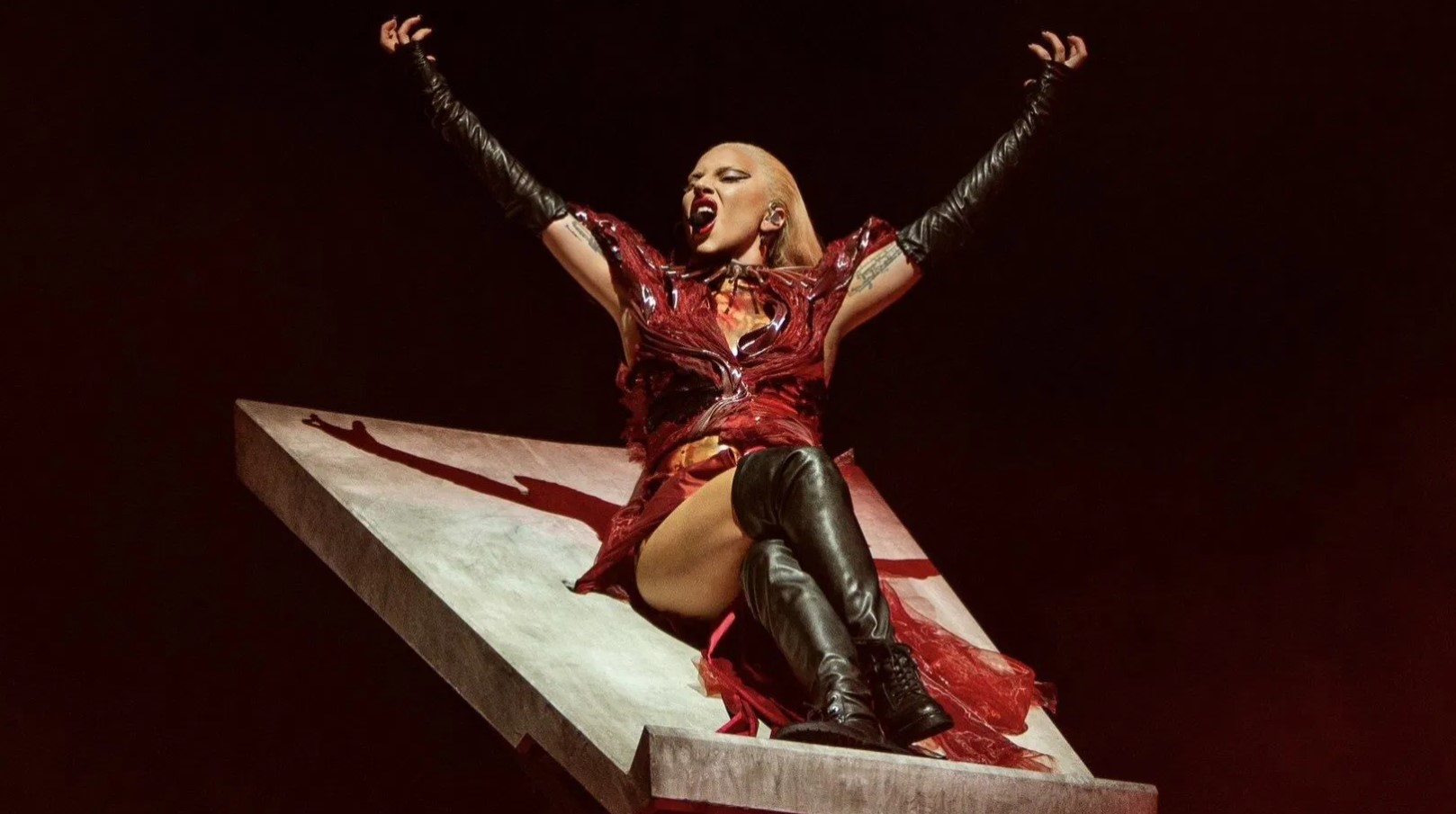 video-section-banner-image